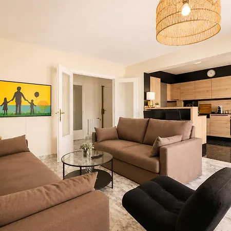 For 6 Guests With Sea & Marina Views 10 Min From Apartamento *