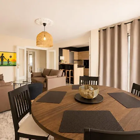 For 6 Guests With Sea & Marina Views 10 Min From Apartamento *